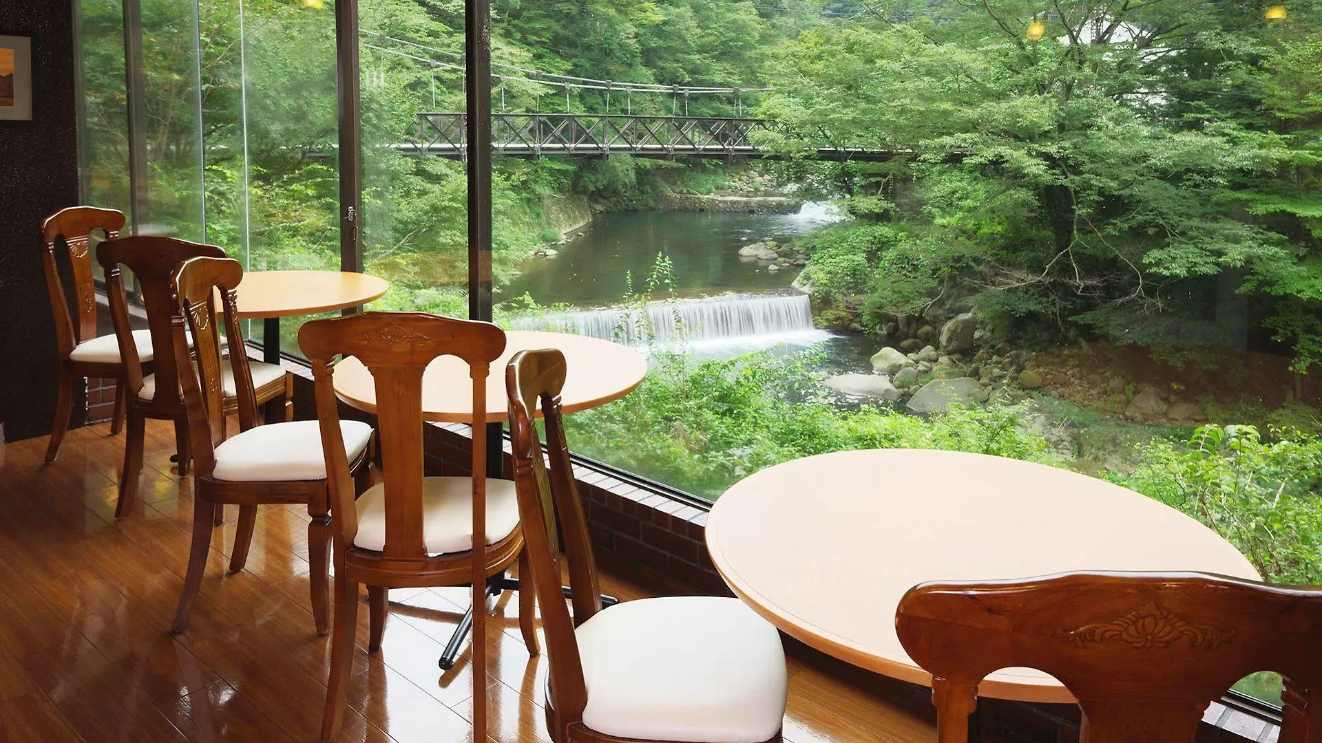 Hôtel Tonosawa Quatre Saisons à Hakone